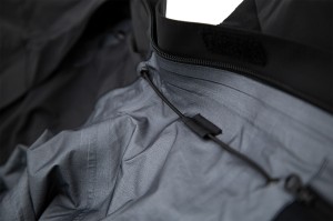 wodoodporna przeciwdeszczowa kurtka carinthia prg 2.0 black czarna