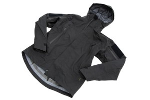 wodoodporna przeciwdeszczowa kurtka carinthia prg 2.0 black czarna