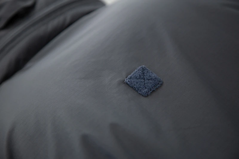 kurtka zimowa carinthia hig 4.0 szara